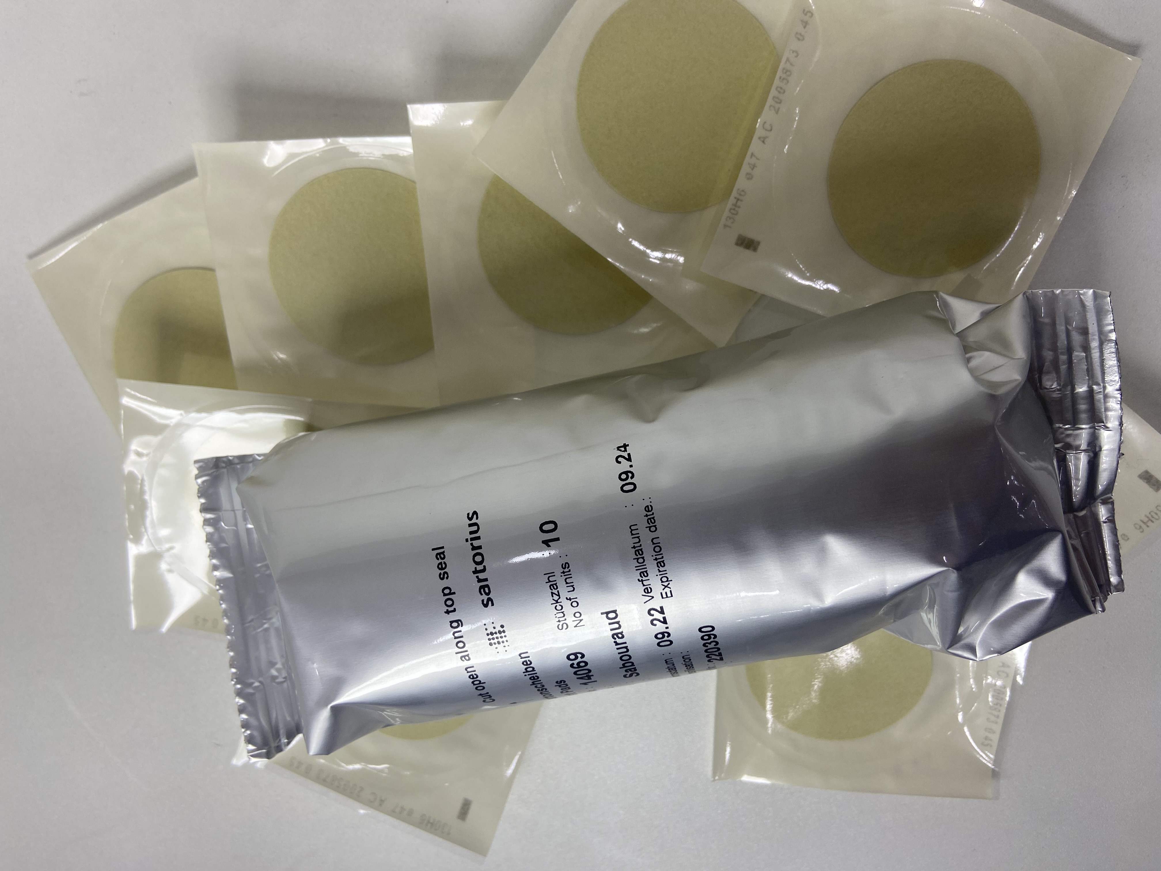 NKS/NPS Contiene: Sabouraud + Petri 60mm + Almohadilla + Membrana Negra 0.65 um